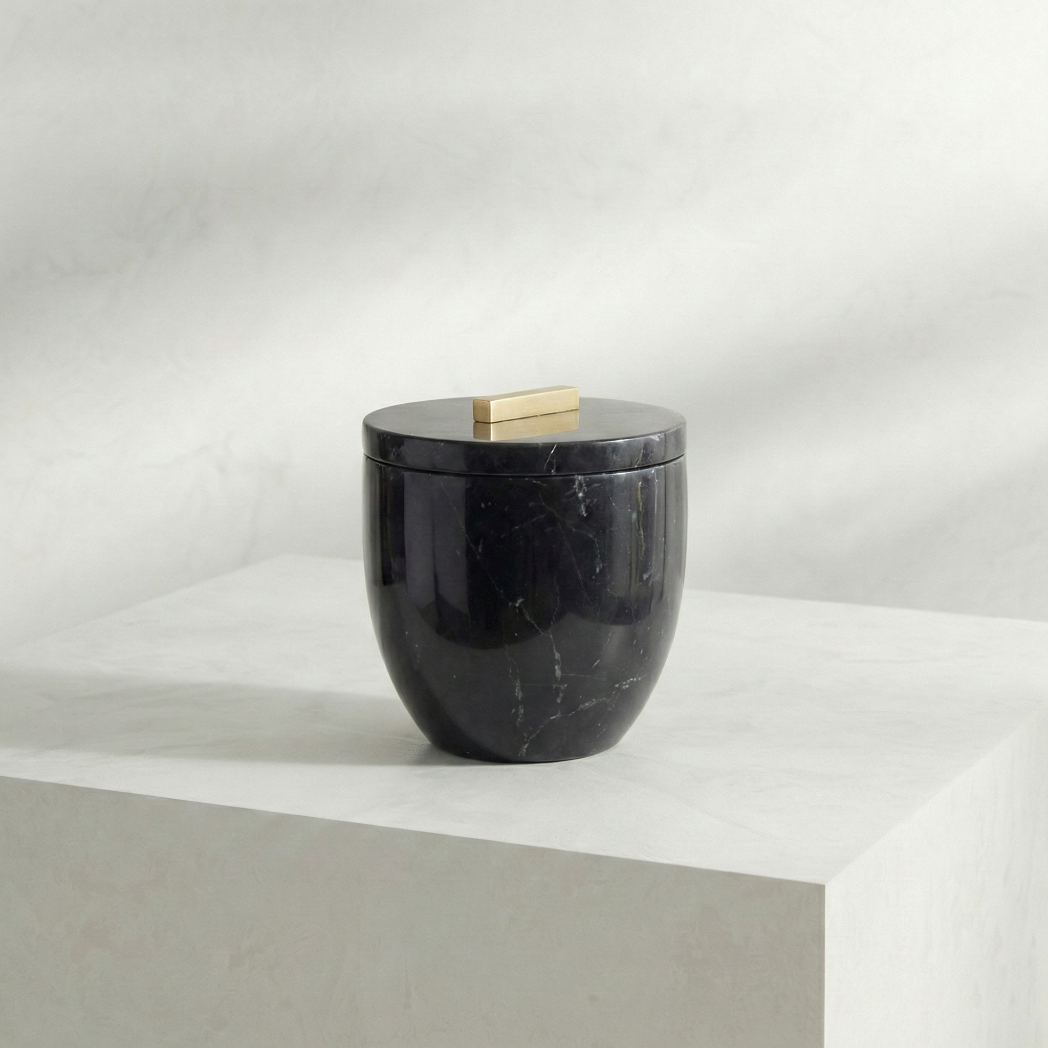 Lidded Cannister
