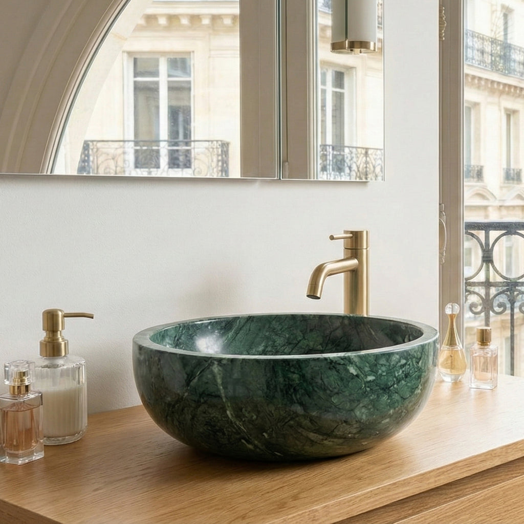 Petit lavabo de salle de bain en marbre vert
