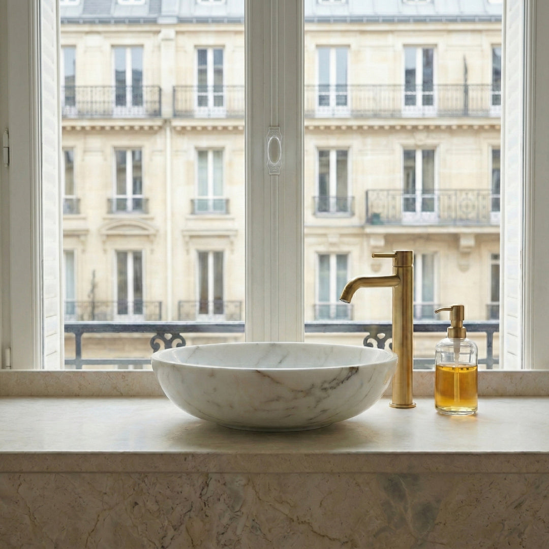 Lavabo de salle de bain en marbre naturel blanc classique