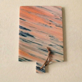 Planche de service en marbre rose